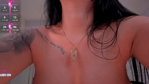 Chloe  OF chloemanson online show from 12.18.24