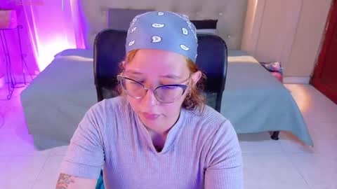 Snapshot of chloerossee chatting on 06.06.26 Chloe rosse online show from 06.06.26