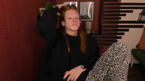 Chloe online show from 11.12.25