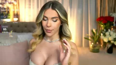 Chloe online show from 04.16.26