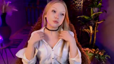 ChloeWight online show from 02.20.26