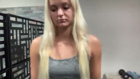 Snapshot of chloexbabe chatting on 01.18.26 Chloe Babe online show from 01.18.26