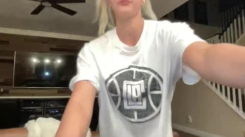 Snapshot of chloexbabe chatting on 02.22.26 Chloe Babe online show from 02.22.26