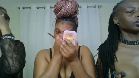 VIOLET online show from 02.13.25