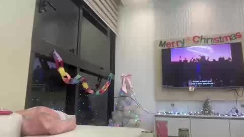 ChocolateCakeQueen online show from 12.23.24