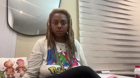 ChocolateCakeQueen online show from 12.30.24