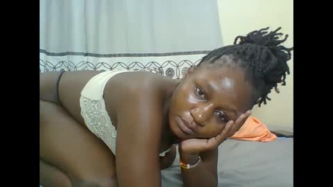 Snapshot of chocolateskin4 chatting on 10.18.25 JANE online show from 10.18.25