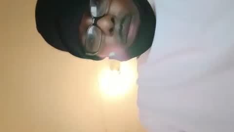 Snapshot of chocolatethickdickforyou chatting on 04.08.26 chocolatethickdickforyou online show from 04.08.26