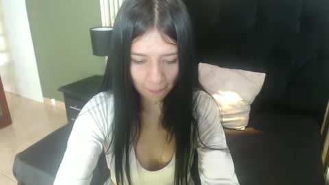  Laura  online show from 12.19.24