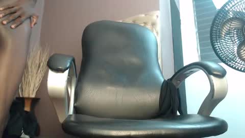 Chombo online show from 12.27.24