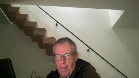 choupipat1 online show from 10.28.25