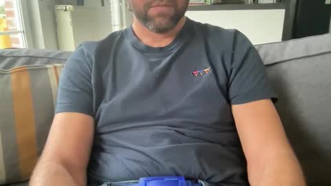 Snapshot of chris13abcd chatting on 12.02.25 chris13abcd online show from 12.02.25