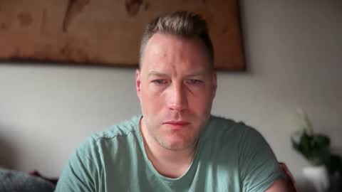 Christian online show from 04.12.26