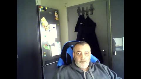 Chris online show from 06.05.26