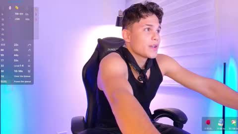 Snapshot of chris_argent chatting on 10.22.25 Chris Argent online show from 10.22.25