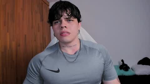 Chris Cooper Independent model online show from 02.08.25