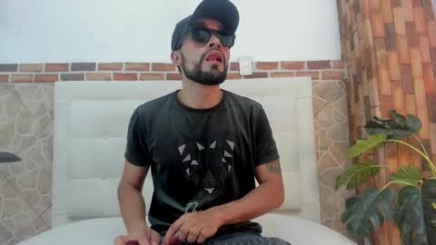 chris_kizz online show from 12.04.24