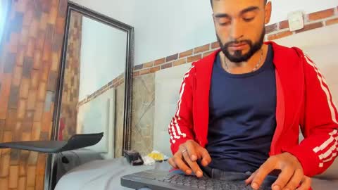 chris_kizz online show from 12.31.24