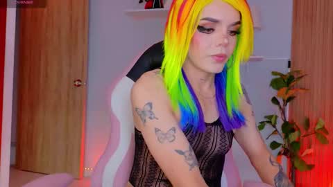 juli   Instagram july rv17 - Twitter juli rv17     online show from 02.16.26