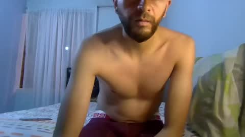 Snapshot of chris_sex80 chatting on 01.15.25 chris_sex80 online show from 01.15.25