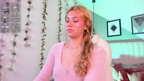 Snapshot of chris_velvet chatting on 03.02.26 Chris online show from 03.02.26