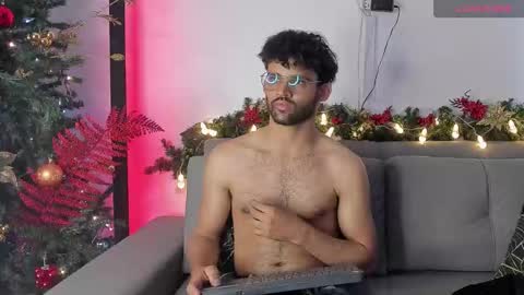 Im Chirs IM MODEL INDEPENDT online show from 12.02.24