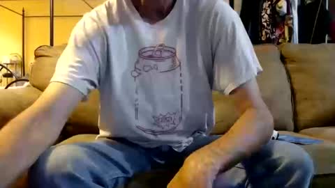 Snapshot of chrisintn chatting on 10.17.25 chrisintn online show from 10.17.25