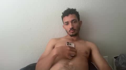 chrislover2125 online show from 04.17.26