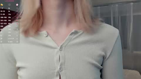 Snapshot of chrisme_please chatting on 02.01.26 Lizz online show from 02.01.26