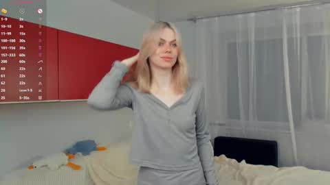 Snapshot of chrisme_please chatting on 02.02.26 Lizz online show from 02.02.26