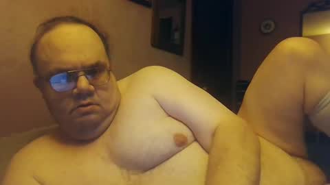 Snapshot of chrismini312 chatting on 01.10.25 Chris The Jerk Off King online show from 01.10.25