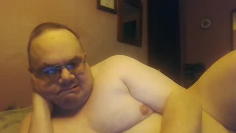 Snapshot of chrismini312 chatting on 01.18.25 Chris The Jerk Off King online show from 01.18.25