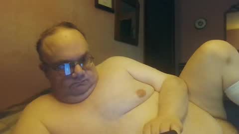Snapshot of chrismini312 chatting on 02.28.25 Chris The Jerk Off King online show from 02.28.25