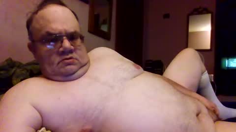 Snapshot of chrismini312 chatting on 09.22.25 Chris The Jerk Off King online show from 09.22.25