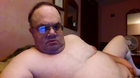 Snapshot of chrismini312 chatting on 10.04.25 Chris The Jerk Off King online show from 10.04.25