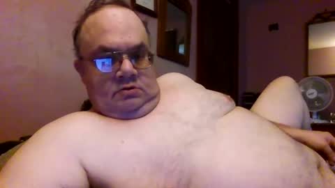 Snapshot of chrismini312 chatting on 10.06.25 Chris The Jerk Off King online show from 10.06.25