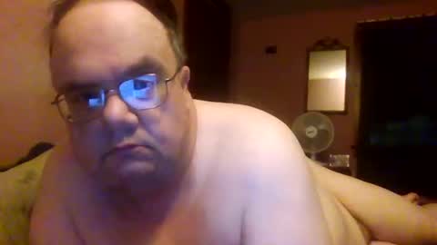 Snapshot of chrismini312 chatting on 10.08.25 Chris The Jerk Off King online show from 10.08.25