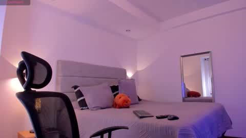 Snapshot of chrismorgan24 chatting on 10.12.25 chrismorgan24 online show from 10.12.25