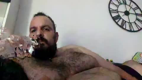 Snapshot of chrisole chatting on 04.18.26 chris ole online show from 04.18.26