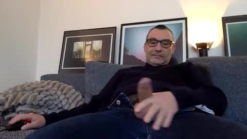 chrispanam13 online show from 12.16.25