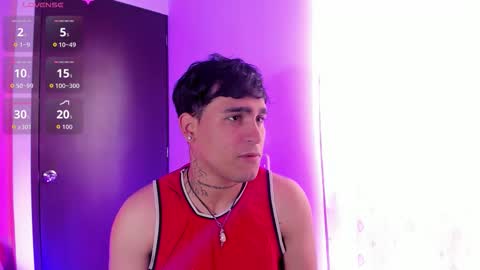 Snapshot of chriss_wg_ chatting on 02.02.26 Christian Wang online show from 02.02.26