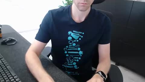 Snapshot of christianblck chatting on 10.13.25 christianblck online show from 10.13.25