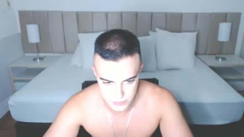 Snapshot of christiandiorx chatting on 12.31.24 christiandiorx online show from 12.31.24