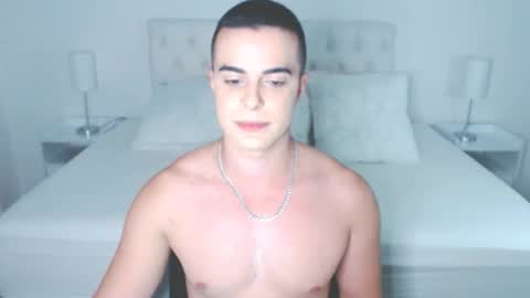 Snapshot of christiandiorx chatting on 09.11.25 christiandiorx online show from 09.11.25