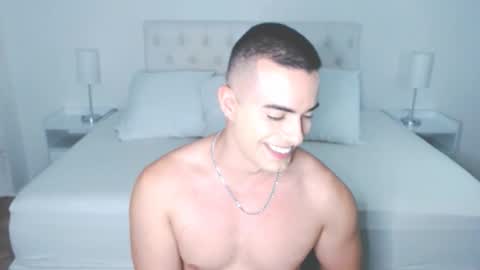 Snapshot of christiandiorx chatting on 10.17.25 christiandiorx online show from 10.17.25