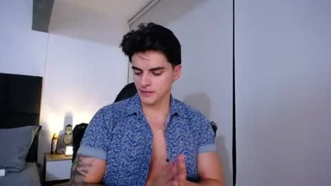 Snapshot of christianvalenzia chatting on 06.25.26 Christian online show from 06.25.26