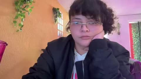 Snapshot of christianvalles chatting on 01.06.25 christianvalles online show from 01.06.25