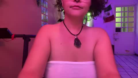 Snapshot of christianvalles chatting on 02.05.25 christianvalles online show from 02.05.25