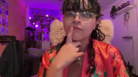 Snapshot of christianvalles chatting on 03.08.25 christianvalles online show from 03.08.25