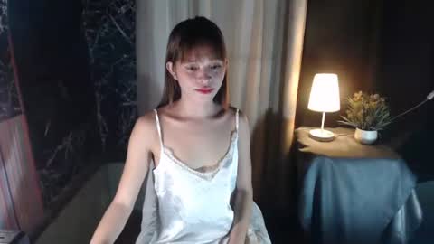 christin_gray online show from 09.17.25